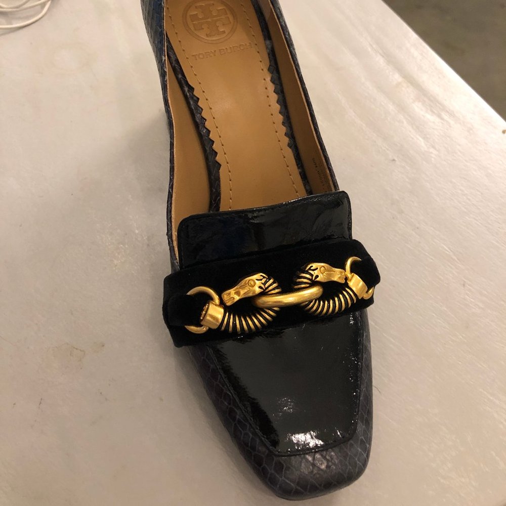 Tory Burch Jessa Snake Printed Leather Pump - Picture 1 of 5